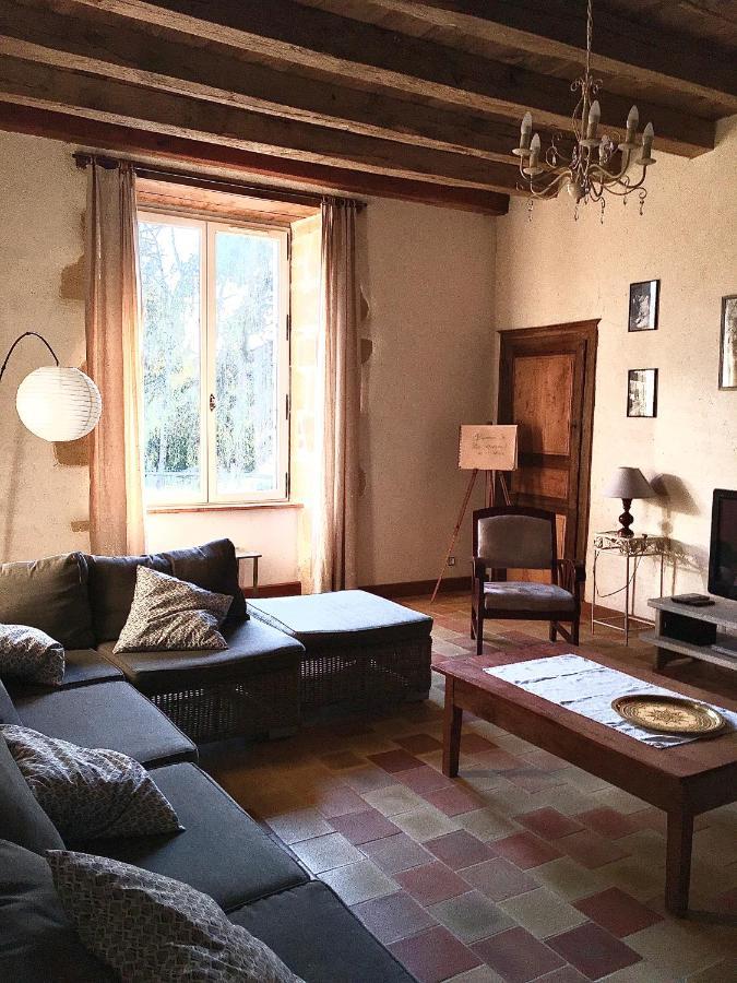 "La Maison De Villars" Au Coeur De La Nature Pressac Екстериор снимка